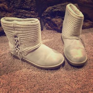 Warm and comfortable boots